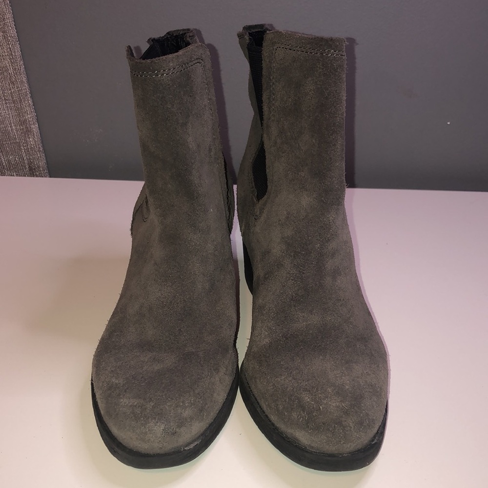 Sam Edelman Hanley Boot - Picture 3 of 10